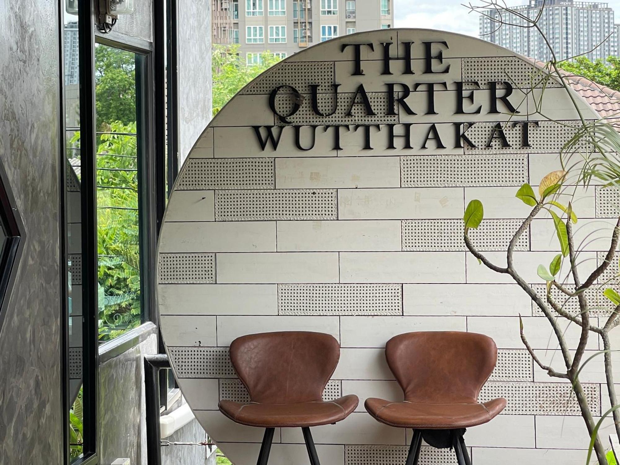 Ferienwohnung The Quarter Wutthakat Bangkok Exterior foto